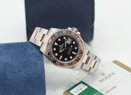 Rolex GMT-Master II 126711CHNR (2020) - Black dial 40 mm Gold/Steel case