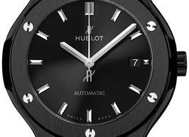 Hublot Classic Fusion 565.CM.1470.RX (2025) - Black dial 38 mm Ceramic case