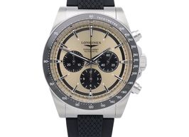 Longines Conquest L3.835.4.32.9 (2025) - Champagne dial 42 mm Steel case