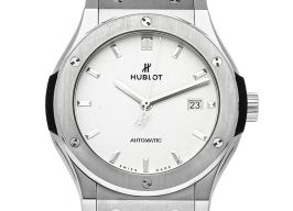 Hublot Classic Fusion 542.NX.2611.RX (2023) - Zilver wijzerplaat 42mm Titanium