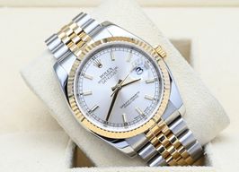 Rolex Datejust 36 116233 (2004) - Zilver wijzerplaat 36mm Goud/Staal
