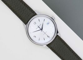 Jaeger-LeCoultre Master Control Date Q4018420 -
