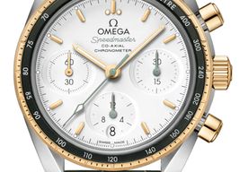 Omega Speedmaster 324.23.38.50.02.001 (2025) - Zilver wijzerplaat 38mm Staal