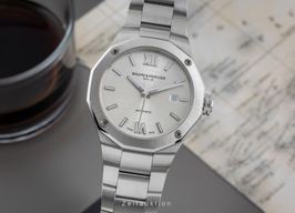 Baume & Mercier Riviera M0A10622 (2022) - Zilver wijzerplaat 42mm Staal