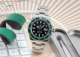Rolex Submariner Date 126610LV (Unknown (random serial)) - Black dial 41 mm Steel case