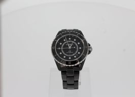 Chanel J12 H5702 -