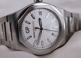 Girard-Perregaux Laureato 81010-11-131-11A -