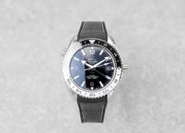 Omega Seamaster Planet Ocean 215.30.44.21.03.001 (2017) - Blue dial 44 mm Steel case