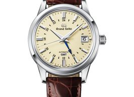 Grand Seiko Elegance Collection SBGM221 (2026) - Beige wijzerplaat 40mm Staal