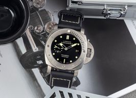 Panerai Luminor Submersible 1950 3 Days Automatic PAM00305 -