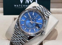 Rolex Sky-Dweller 336934 (2024) - Blauw wijzerplaat 42mm Goud/Staal