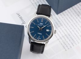 IWC Ingenieur Automatic IW323310 (Unknown (random serial)) - Blue dial 43 mm Steel case