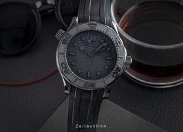 Omega Seamaster Diver 300 M 210.92.44.20.01.003 (Onbekend (willekeurig serienummer)) - Zwart wijzerplaat 44mm Keramiek
