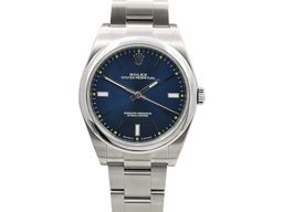 Rolex Oyster Perpetual 39 114300 (Onbekend (willekeurig serienummer)) - Blauw wijzerplaat 39mm Staal