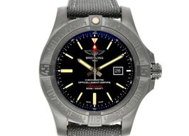 Breitling Avenger Blackbird V1731010/BD12 (2014) - Black dial 48 mm Titanium case