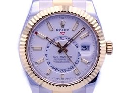 Rolex Sky-Dweller 326933 (2023) - White dial 42 mm Steel case