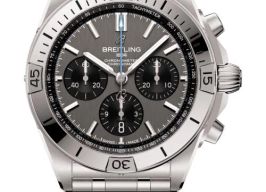 Breitling Chronomat 42 EB0134101M1E1 (2026) - Grijs wijzerplaat 42mm Titanium
