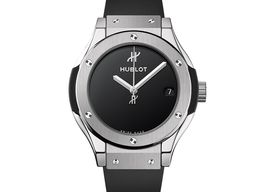 Hublot Classic Fusion Quartz 581.NX.1270.RX.MDM (2026) - Black dial 33 mm Titanium case