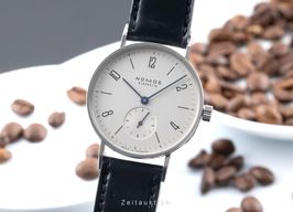 NOMOS Tangente 33 120 (Onbekend (willekeurig serienummer)) - Wit wijzerplaat 33mm Staal