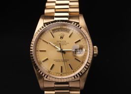 Rolex Day-Date 36 18238 (1990) - Champagne dial 36 mm Yellow Gold case