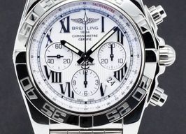 Breitling Chronomat 44 AB0110 (2015) - Wit wijzerplaat 44mm Staal