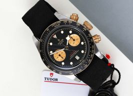 Tudor Black Bay Chrono 79363N (2021) - Zwart wijzerplaat 41mm Goud/Staal