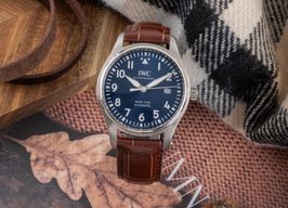 IWC Pilot Mark IW327010 (Unknown (random serial)) - Blue dial 40 mm Steel case