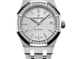 Audemars Piguet Royal Oak Lady 15453IP.ZZ.1256IP.01 (2025) - Silver dial 37 mm Titanium case