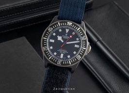 Tudor Pelagos 25707KN (Unknown (random serial)) - Blue dial 42 mm Carbon case