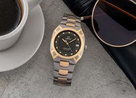 Omega Seamaster 5810.45.00 (Unknown (random serial)) - Black dial 34 mm Titanium case