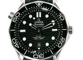 Omega Seamaster Diver 300 M 210.32.42.20.10.001 (2023) - Green dial 42 mm Steel case