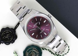 Rolex Oyster Perpetual 39 114300 (2019) - Rood wijzerplaat 39mm Staal