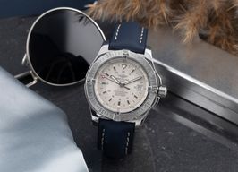 Breitling Colt Automatic A17380 (2006) - Zilver wijzerplaat 41mm Staal