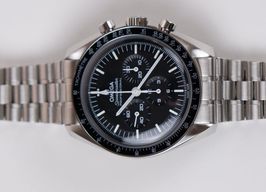 Omega Speedmaster Professional Moonwatch 310.30.42.50.01.002 (2026) - Black dial 42 mm Steel case