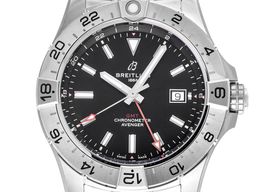 Breitling Avenger A32320101B1A1 -