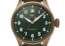 IWC Big Pilot IW329702 (2023) - Groen wijzerplaat 43mm Brons