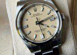 Rolex Oyster Perpetual 36 126000 -