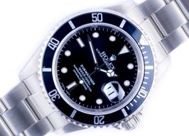 Rolex Submariner Date 16610 (2000) - Zwart wijzerplaat 40mm Staal