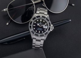 Rolex Submariner Date 16610T (2009) - Zwart wijzerplaat 40mm Staal