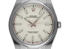 Rolex Oyster Perpetual 39 114300 -