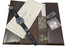Patek Philippe Perpetual Calendar 5327G-001 -