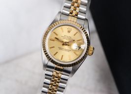 Rolex Lady-Datejust 69173 (1996) - Champagne wijzerplaat 26mm Goud/Staal