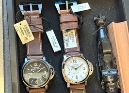 Panerai Special Editions PAM00785 (2025) - Multi-colour dial 44 mm Steel case