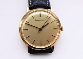 IWC Vintage 1420 (1934) - Champagne dial 34 mm Yellow Gold case