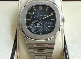 Patek Philippe Nautilus 5712/1A-001 (2010) - Blue dial 38 mm Steel case