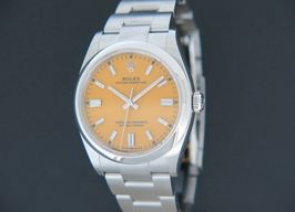 Rolex Oyster Perpetual 36 126000 (2022) - Yellow dial 36 mm Steel case