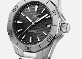 TAG Heuer Aquaracer WBP1114.BA0000 (2025) - Black dial 40 mm Steel case