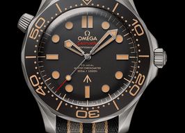 Omega Seamaster Diver 300 M 210.92.42.20.01.001 (2021) - Zwart wijzerplaat 42mm Titanium