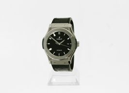 Hublot Classic Fusion 542.NX.1171.LR (2025) - Zwart wijzerplaat 42mm Titanium