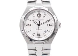 Vacheron Constantin Overseas 47040/B01A-9093 (Onbekend (willekeurig serienummer)) - Zilver wijzerplaat 43mm Staal